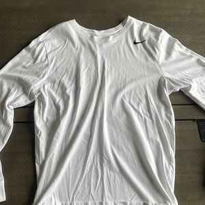 Large White Nike Long Sleeve Shirt